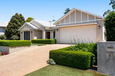 House For Sale - QLD - Middle Ridge - 4350 - MOVE IN FOR CHRISTMAS!  (Image 2)