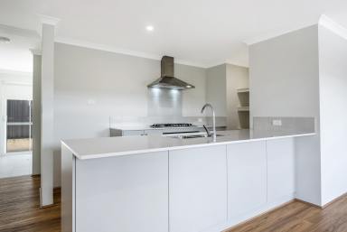 House Sold - WA - Madora Bay - 6210 - SEASIDE MADORA BAY !! (Image 2)