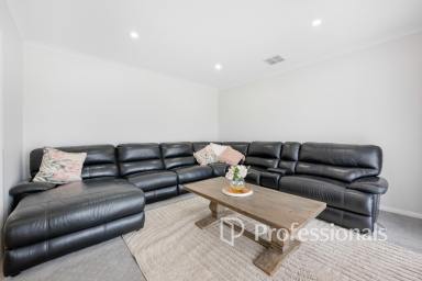 House For Sale - VIC - Mildura - 3500 - Westside – Near New Four-Bedroom Family Home  (Image 2)