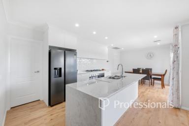 House For Sale - VIC - Mildura - 3500 - Westside – Near New Four-Bedroom Family Home  (Image 2)