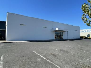 Retail For Lease - NSW - Kelso - 2795 - Shop 1, 4 Stockland Drive, Kelso NSW (Image 2)