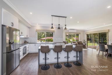 House For Sale - WA - Kalamunda - 6076 - Timeless Elegance in Orange Valley  (Image 2)