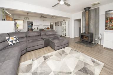 House For Sale - VIC - Nyah West - 3595 - Charming Nyah West Family Home  (Image 2)