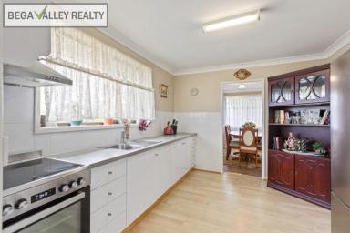 House For Sale - NSW - Bega - 2550 - SOLID PRACTICAL COMFORTABLE HOME  (Image 2)
