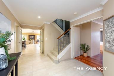 House For Sale - WA - Hillarys - 6025 - Kick Back and Coast into Comfort!  (Image 2)