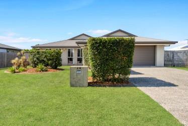 House For Lease - QLD - Marian - 4753 - SPACIOUS 4 BEDROOM HOME  (Image 2)