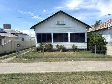 House For Sale - NSW - Moree - 2400 - CENTRALLY LOCATED - FEELS LIKE HOME  (Image 2)