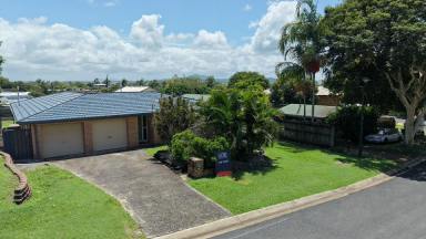 House For Lease - QLD - Mount Pleasant - 4740 - SPACIOUS FAMILY HOME IN MOUNT PLEASANT  (Image 2)