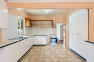 House For Sale - QLD - South Toowoomba - 4350 - Low-Maintenance Timber Home with Great Potential in South Toowoomba  (Image 2)
