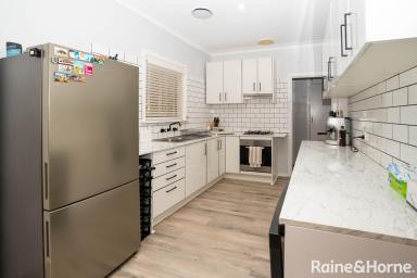 House For Lease - NSW - Mount Austin - 2650 - RENNOVATED DELIGHT  (Image 2)