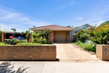 House For Sale - VIC - Mildura - 3500 - Low Maintenance Living in Central Mildura  (Image 2)
