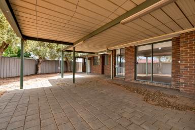 House For Sale - VIC - Mildura - 3500 - Freshly Updated Home in Quiet Court Location  (Image 2)