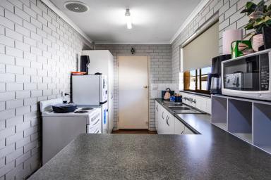 Unit For Sale - VIC - Mildura - 3500 - Smart Investment with Solid Tenant and Great Location  (Image 2)