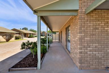 Unit For Sale - VIC - Mildura - 3500 - Perfect Downsizer or Professional's Retreat in Great Pocket  (Image 2)