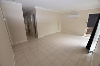 Townhouse For Lease - VIC - Kyabram - 3620 - $400.00 per week  (Image 2)