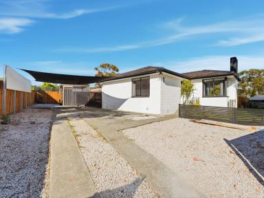 House For Lease - TAS - Clarendon Vale - 7019 - Modern Convenience in a Secure Setting (Image 2)