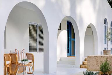 House For Sale - WA - Mahogany Creek - 6072 - A Mediterranean Oasis – Casa Plava Vrata  (Image 2)