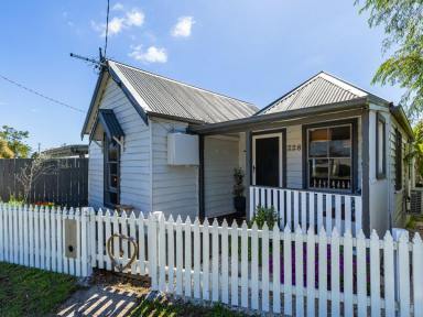 House For Sale - NSW - Bega - 2550 - COTTAGE CHARM AND MODERN ENHANCEMENTS  (Image 2)