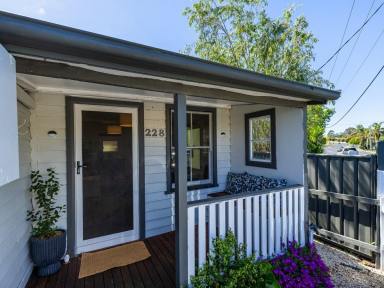 House For Sale - NSW - Bega - 2550 - COTTAGE CHARM AND MODERN ENHANCEMENTS  (Image 2)