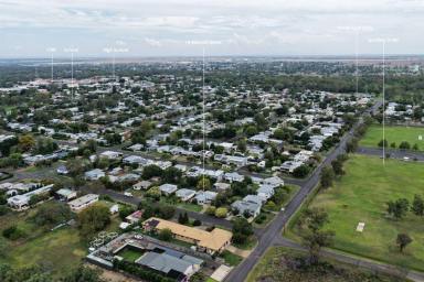 House For Sale - NSW - Moree - 2400 - Modern Touches, Great Location & Fantastic Value  (Image 2)