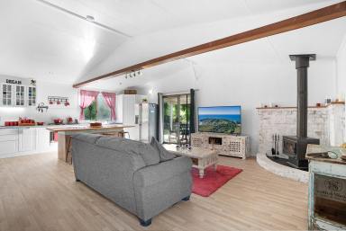 Lifestyle For Sale - NSW - Doubtful Creek - 2470 - Charming Country Retreat  (Image 2)