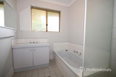 House For Lease - WA - Australind - 6233 - Charming Rustic Home  (Image 2)