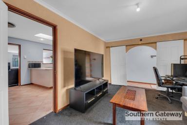 House For Sale - WA - Kelmscott - 6111 - FAMILY HOME WITH POOL, WORKSHOP & SPACIOUS YARD - SOLD AS IS, WHERE IS (Image 2)