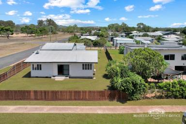 House For Sale - QLD - Dimbulah - 4872 - ULTIMATE WORK LIFE BALANCE PROPERTY  (Image 2)