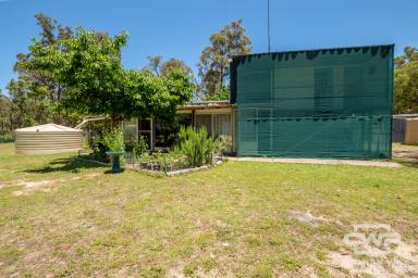 Lifestyle For Sale - NSW - Gilgai - 2360 - Build, Live, and Thrive  (Image 2)