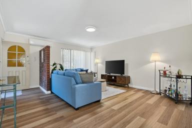 Unit For Sale - WA - Melville - 6156 - Effortless Living by the Park!  (Image 2)