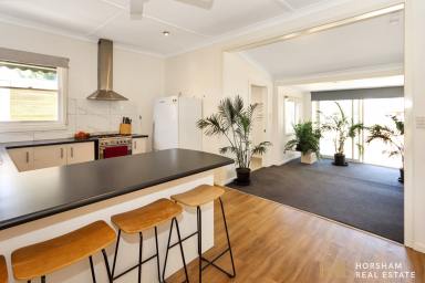 House For Sale - VIC - Horsham - 3400 - Prime Opportunity in a Sought-After Location  (Image 2)