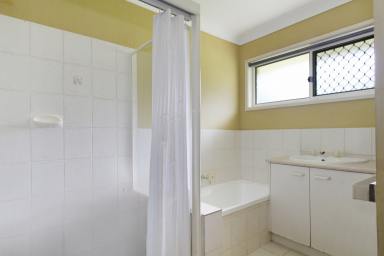 House For Sale - QLD - Macleay Island - 4184 - Low-set Brick with Plenty of Scope to Add Value  (Image 2)