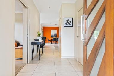 House For Sale - NSW - Mudgee - 2850 - SPACE, STYLE AND A TOUCH OF LUXURY (Image 2)