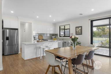 House For Sale - VIC - Bittern - 3918 - A Beautifully Balanced Home for Relaxed Living  (Image 2)