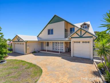 House For Sale - WA - Spearwood - 6163 - *** 1ST Viewing  6th Dec Time TBC  NO ACCESS PRIOR *** Oversized Living Spaces Suit Multi Family Living!!!  (Image 2)