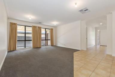 House For Lease - VIC - North Bendigo - 3550 - Well Presented 4 Bedroom Family Home  (Image 2)