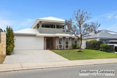 House For Sale - WA - Waikiki - 6169 - MODERN LUXURY TWO-STOREY SHOWCASE HOME WITH POOL  (Image 2)