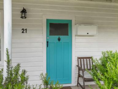 House For Sale - TAS - Wilmot - 7310 - Willow Brook in Wilmot  (Image 2)