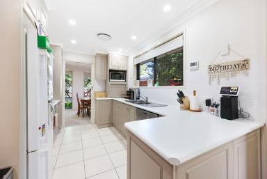 House For Sale - NSW - Tamworth - 2340 - Spacious Family Home in Hillvue with the Lot  (Image 2)