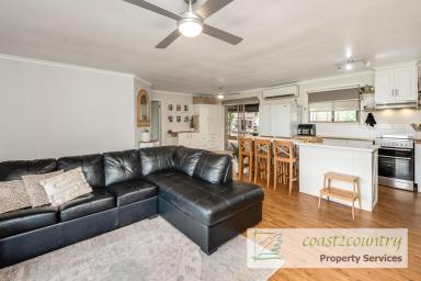 House For Sale - SA - Jervois - 5259 - Family Home on Acres  (Image 2)