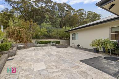 House For Sale - NSW - Lithgow - 2790 - Impeccably Presented Family Home in a Sought-After South Littleton Location  (Image 2)