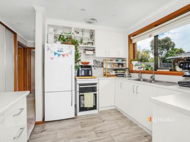 Unit For Sale - TAS - Devonport - 7310 - Stand Alone Unit  (Image 2)