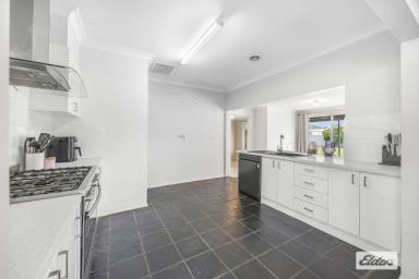 House For Sale - VIC - Stawell - 3380 - Ideal First Home or Investment Opportunity  (Image 2)