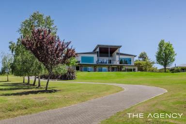 House For Sale - WA - Shadforth - 6333 - Elevated Luxury Home with Stunning Views  (Image 2)