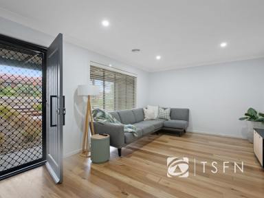 House For Sale - VIC - Golden Square - 3555 - Modern Renovated Family Home in Golden Square (Image 2)