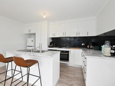 House For Sale - TAS - New Norfolk - 7140 - Modern Comfort in a Sought-After Location (Image 2)