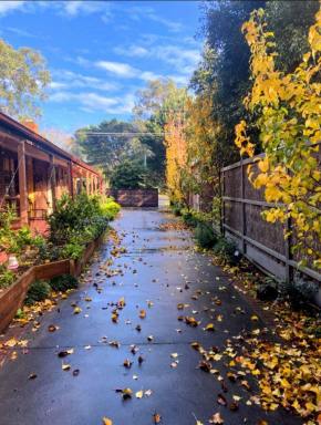 House For Sale - VIC - Rosebud - 3939 - A private yet central Peninsula retreat, perfect for summer and winter living  (Image 2)