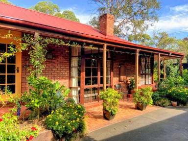 House For Sale - VIC - Rosebud - 3939 - A private Mornington Peninsula retreat, perfect for summer and winter living  (Image 2)