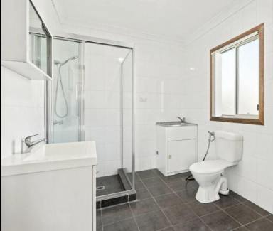 Flat For Lease - NSW - Riverstone - 2765 - Convenient Living! 2-Bed Granny Flat Near Station, Schools & Shops  (Image 2)