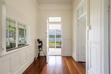 House For Lease - NSW - Grafton - 2460 - EXECUTIVE RIVERFRONT RENTAL (Image 2)